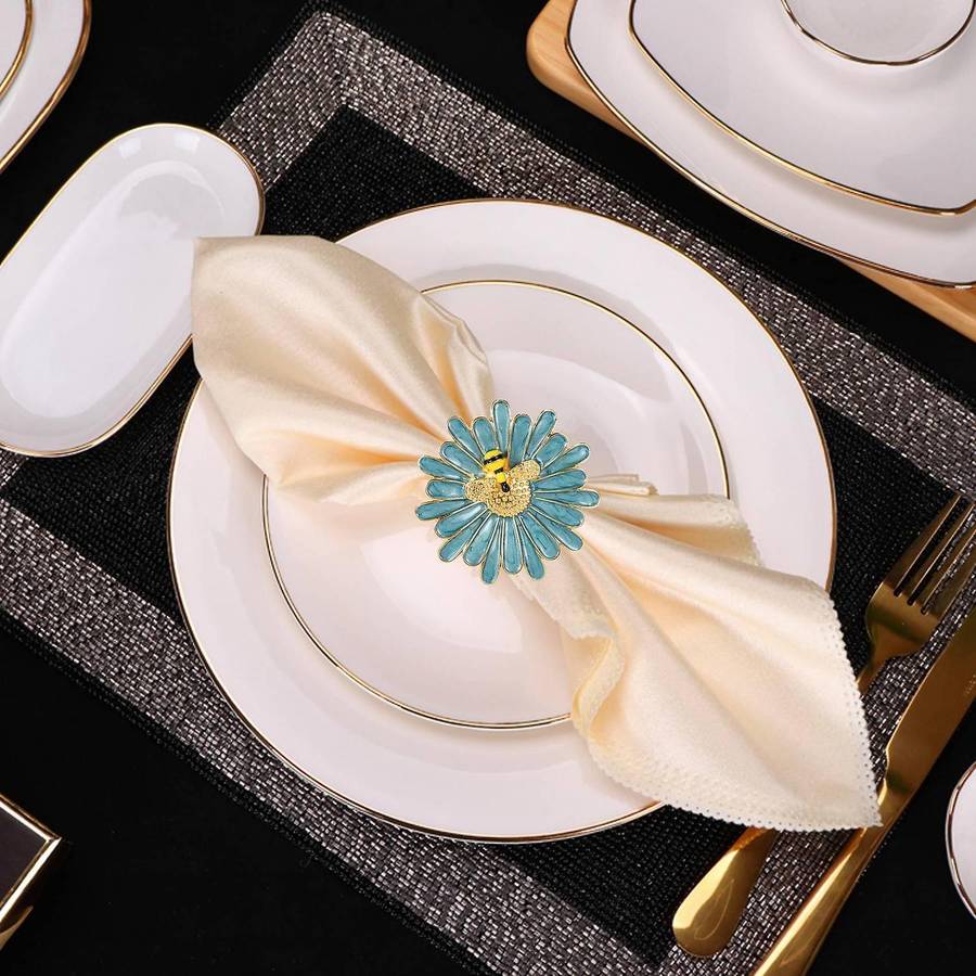 Napkin Ring 4 Piece Set, Exquisite and Cute Little Bee Napkin Holder Ring Table Decoration