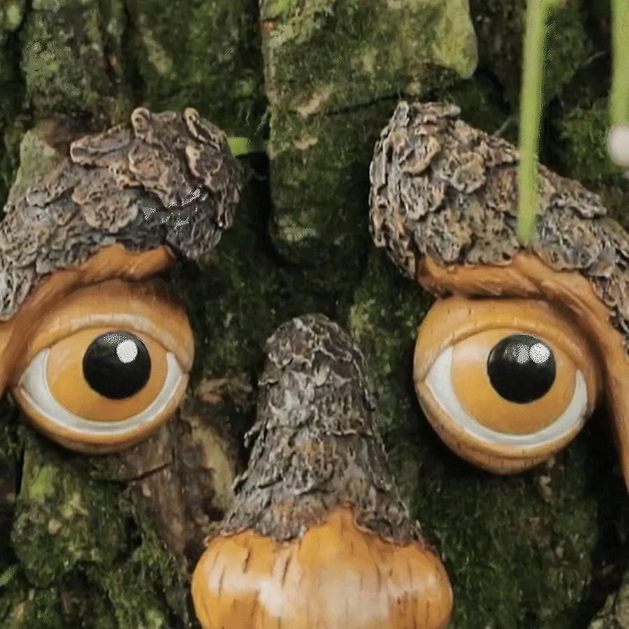 Tree Monster Bird Feeder Outdoor and Indoor Resin Craft Decoration