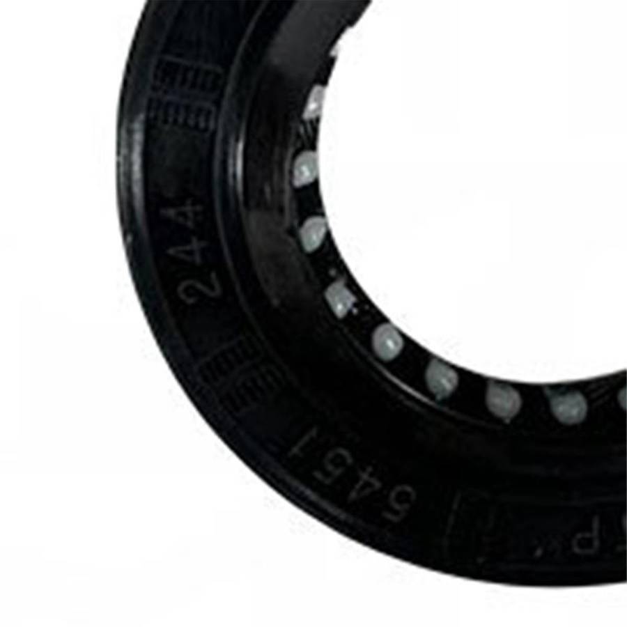 Automobile Rear Axle Drive Shaft Rear Half Shaft Oil Seal for Model Y/s/x 1065932-00-a 1108557