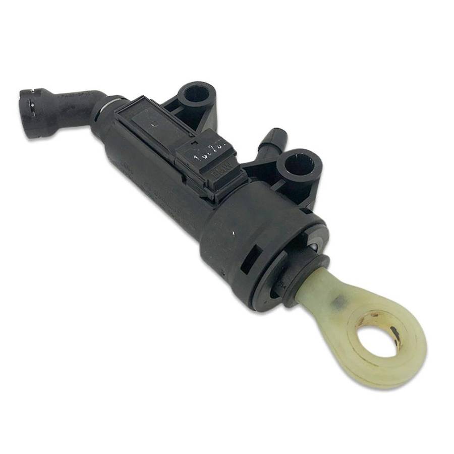 Car Clutch Master Cylinder 21526762081 6762081 for 5 6 Series E60 2001-2010 E61 2004-2010 E63 2004-2