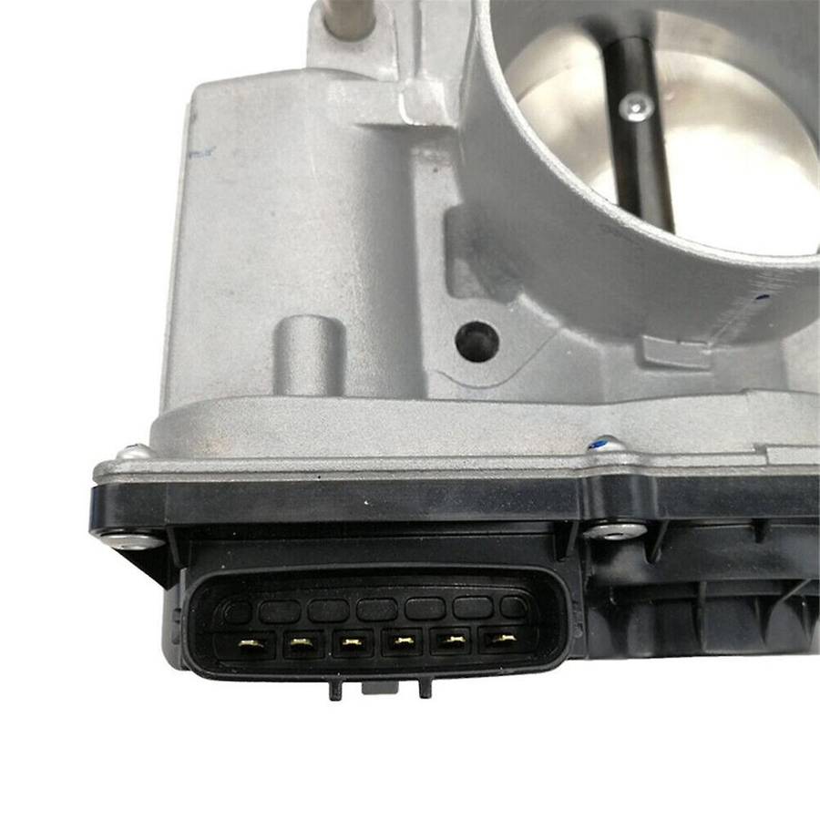 Car Throttle Body Assembly 22030-0C020 for Fortuner Runner Domineering 2.7L 2012-2015