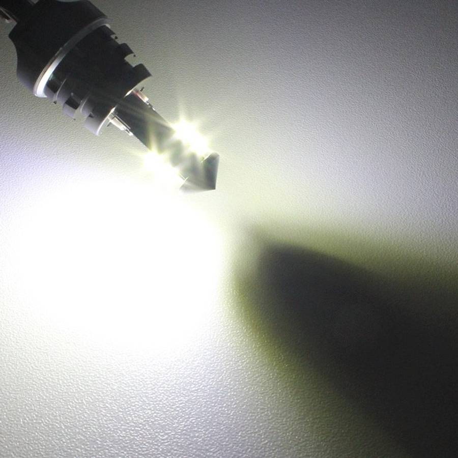 H15 20W 800LM White Light 4 XT-E LED Car Daytime Running Light Fog Light Bulb, DC 12-24V