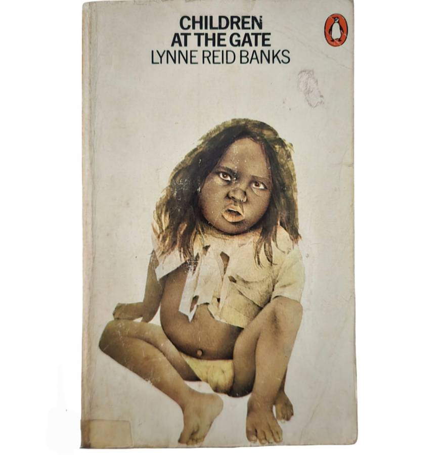 Children at the Gate - Lynn Reed Banks