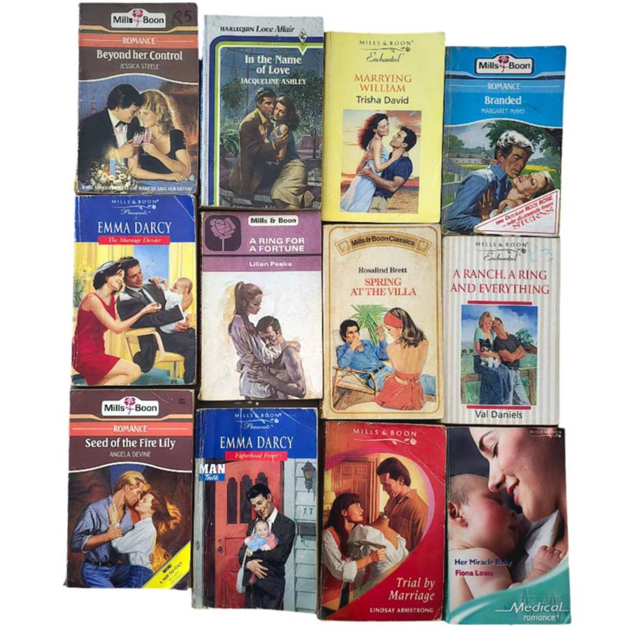 Mills & Boon Mixed Dozen