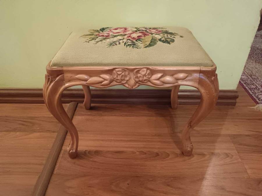 Tapestry Rose Stool