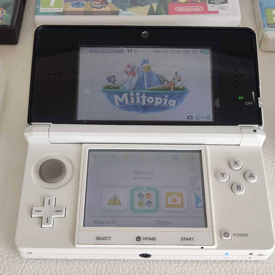 Nintendo 3ds Console With Games bundle