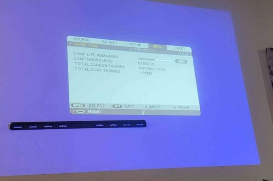NEC projector m322x