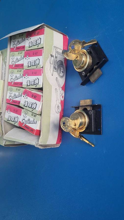 Diamond Cylinder Cupboard Drawer Locks  (BID PER PIECE)