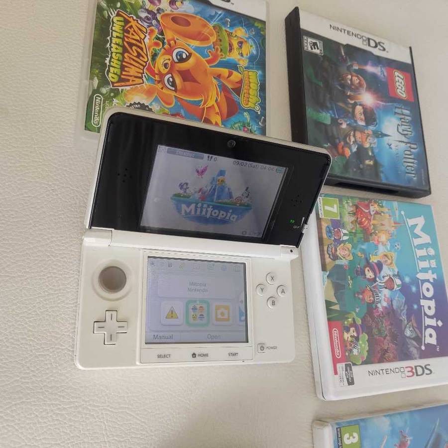Nintendo 3ds Console With Games bundle