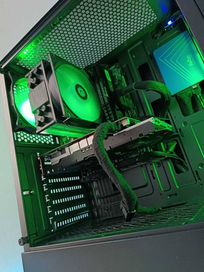 i7 Gaming PC*Radeon*512GB SSD*16GB Ram