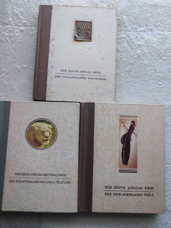 Cigarette card books - Our South African national National Parks, Flora and Birds