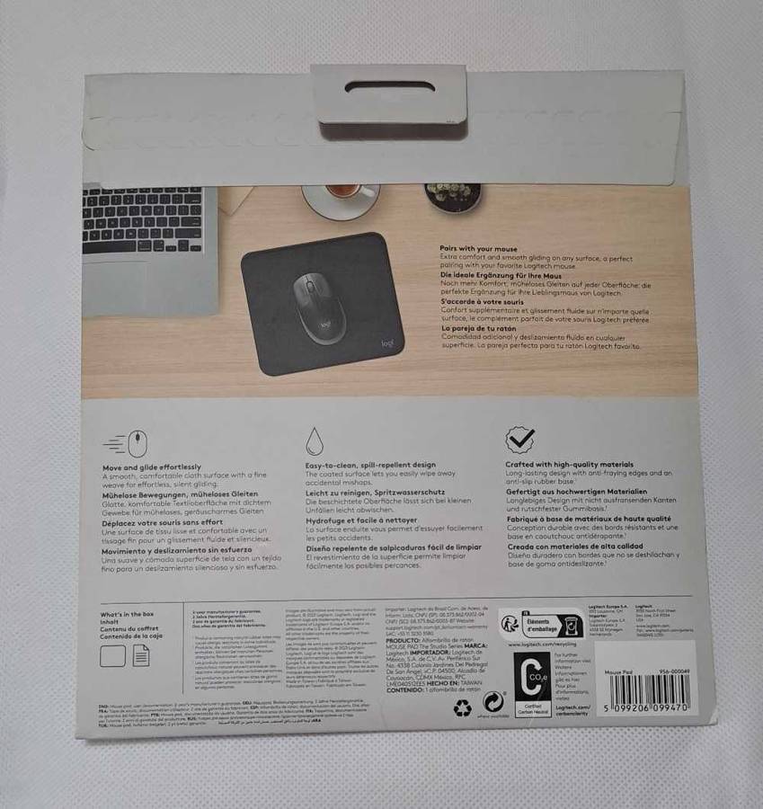 Logitech Studio Series Mouse Pad (23cm x 20cm)