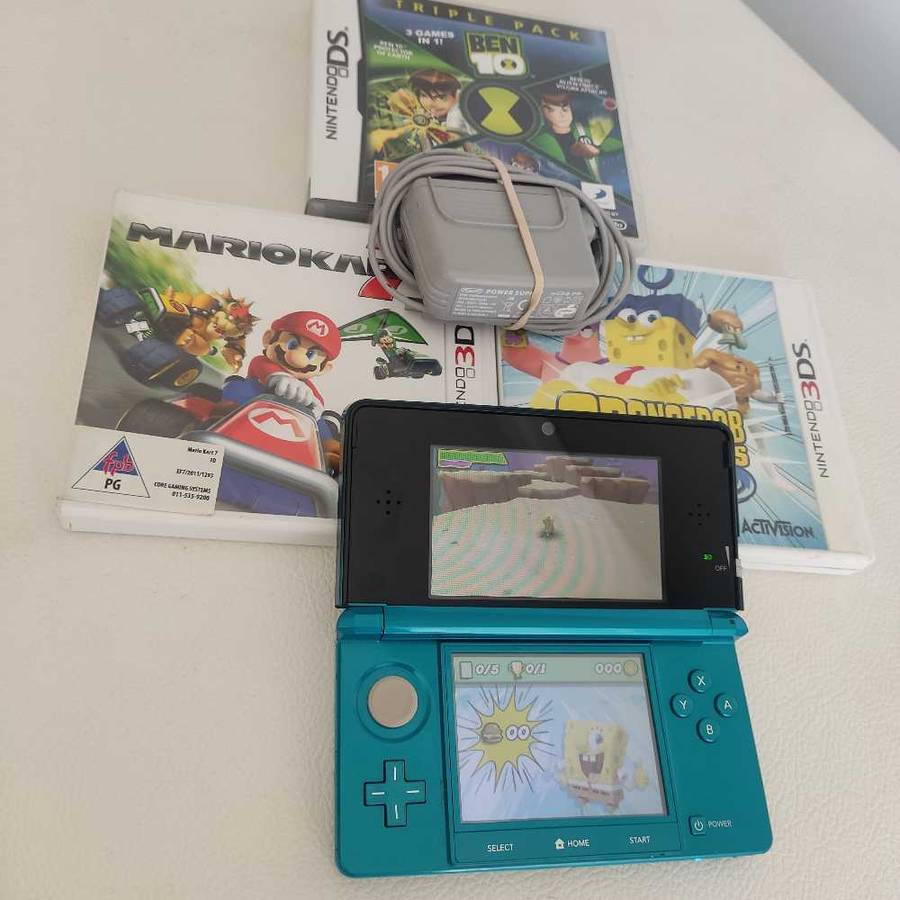 Nintendo 3ds European region  console with games