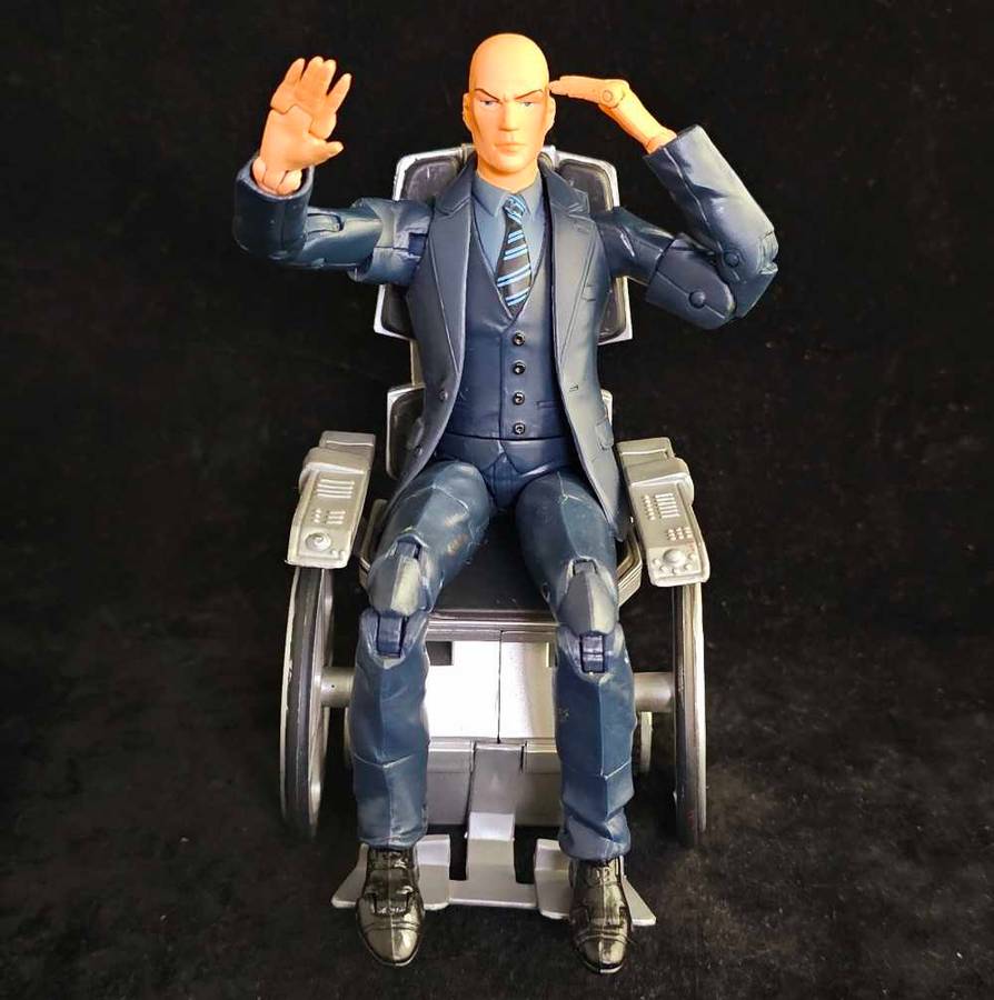 ToyBiz Marvel Legends Professor X