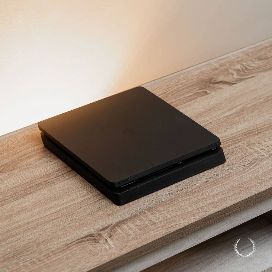 PlayStation 4 Slim