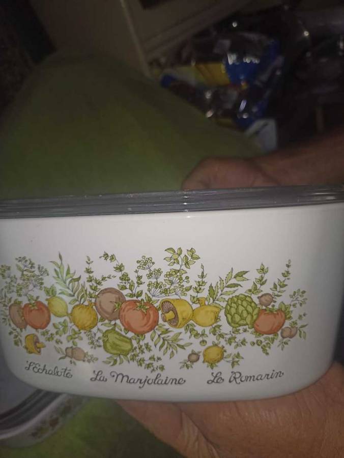 Wow corningware set
