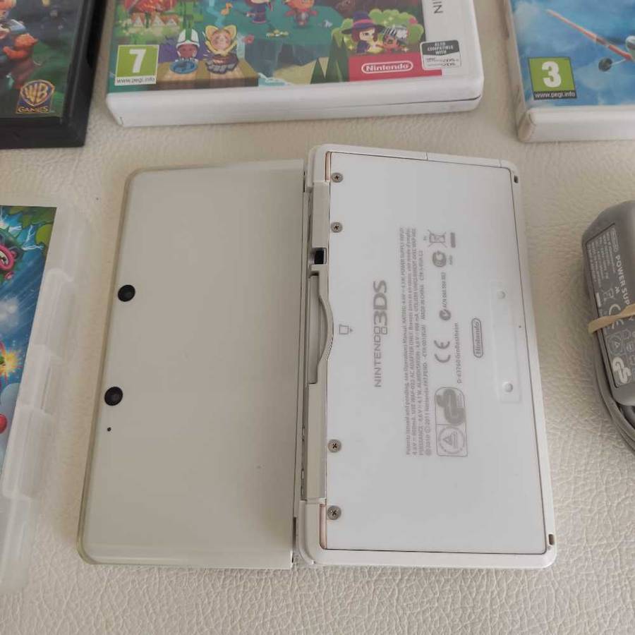 Nintendo 3ds Console With Games bundle