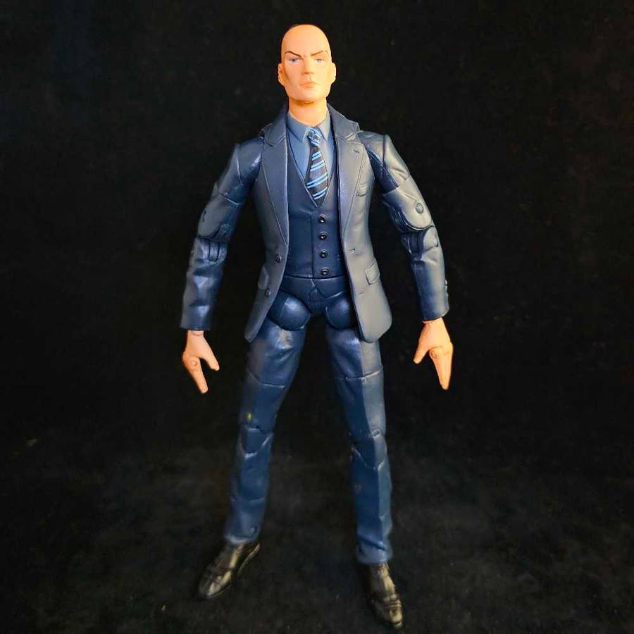 ToyBiz Marvel Legends Professor X