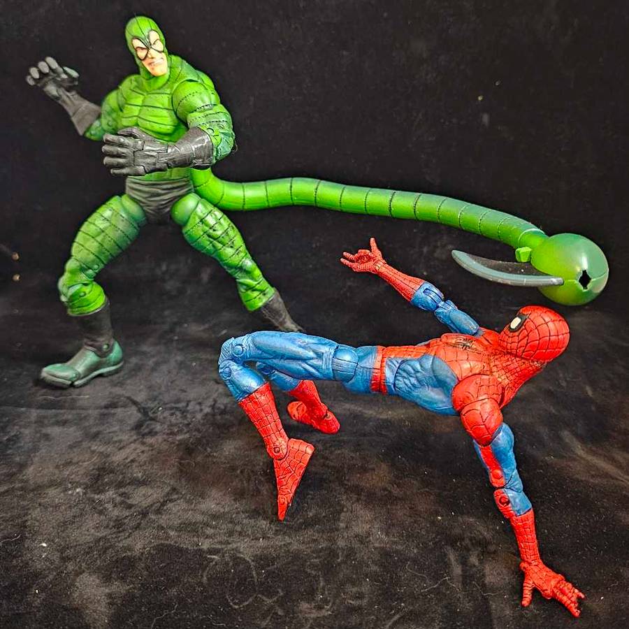 ToyBiz Marvel Spider-Man Classics Scorpion