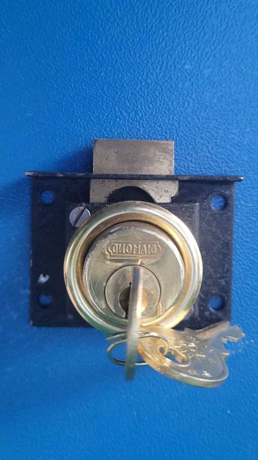 Diamond Cylinder Cupboard Drawer Locks  (BID PER PIECE)