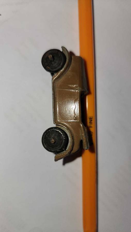 Dinky Austin #35d of the 1940's