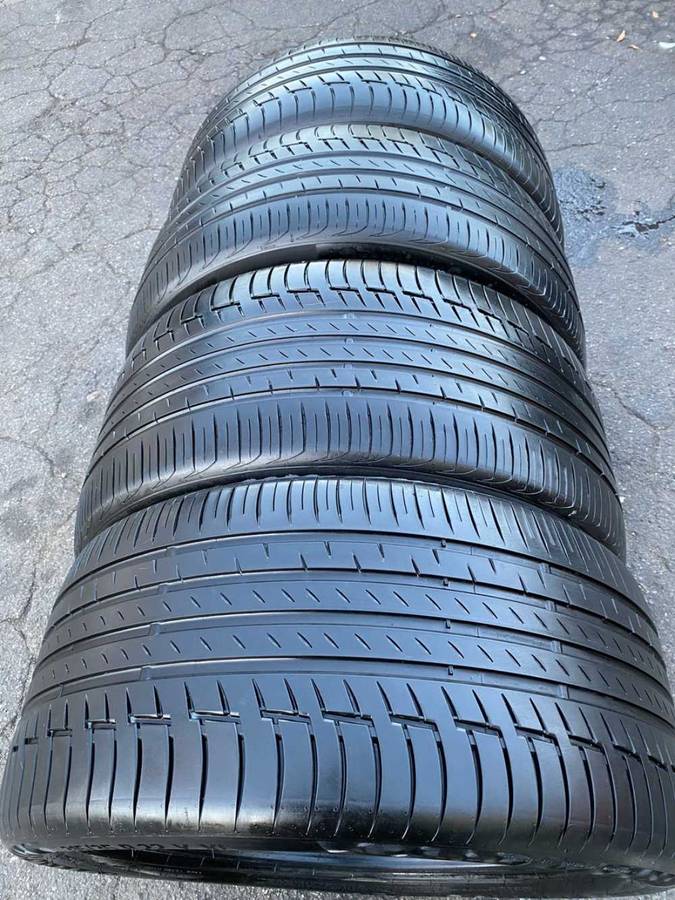 275/40/22 and 315/35/22 Continental Premium Contact 6Y XL SSR Runflat.