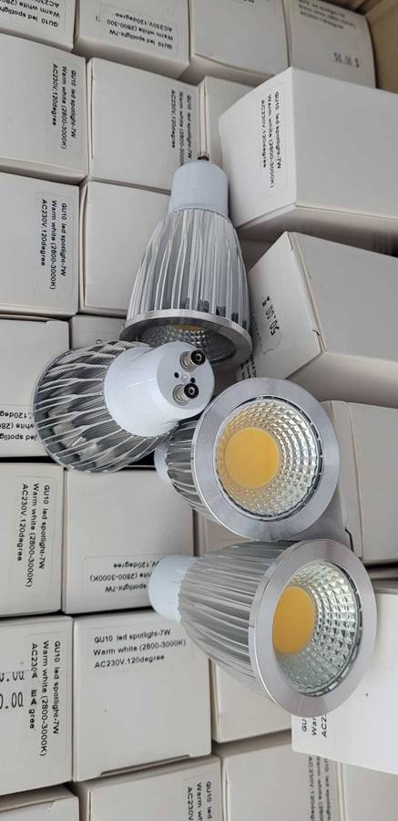 High Quality AC/DC 12v  GU10 Spot Light Bulbs, 7w  (Bid Per Piece)