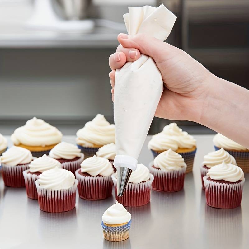 Professional Cake Decorating Head Items 50 Piece Decorating Set