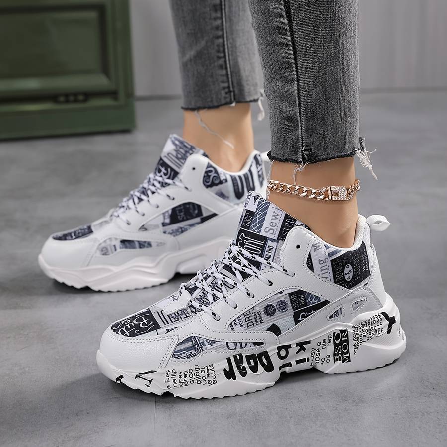 Women S Sneakers Color White And Black Sizeuk 7.5