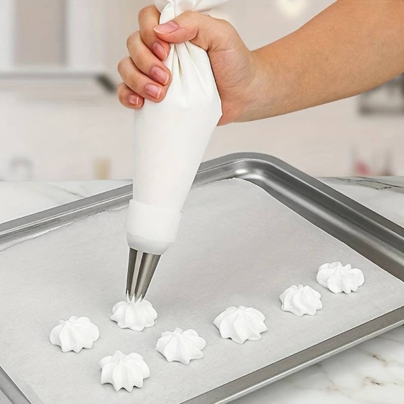 Professional Cake Decorating Head Items 50 Piece Decorating Set