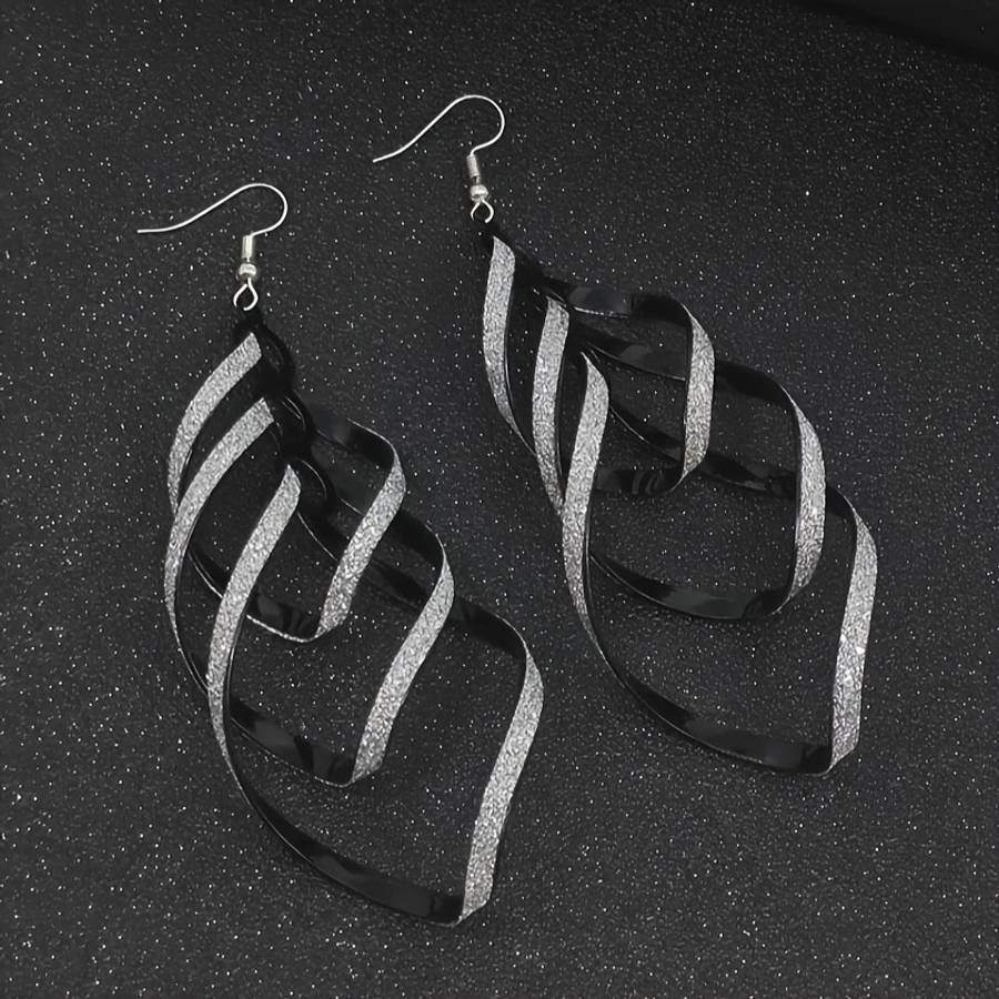 Women S Earrings Color Golden Size 10.92*3.58Cm