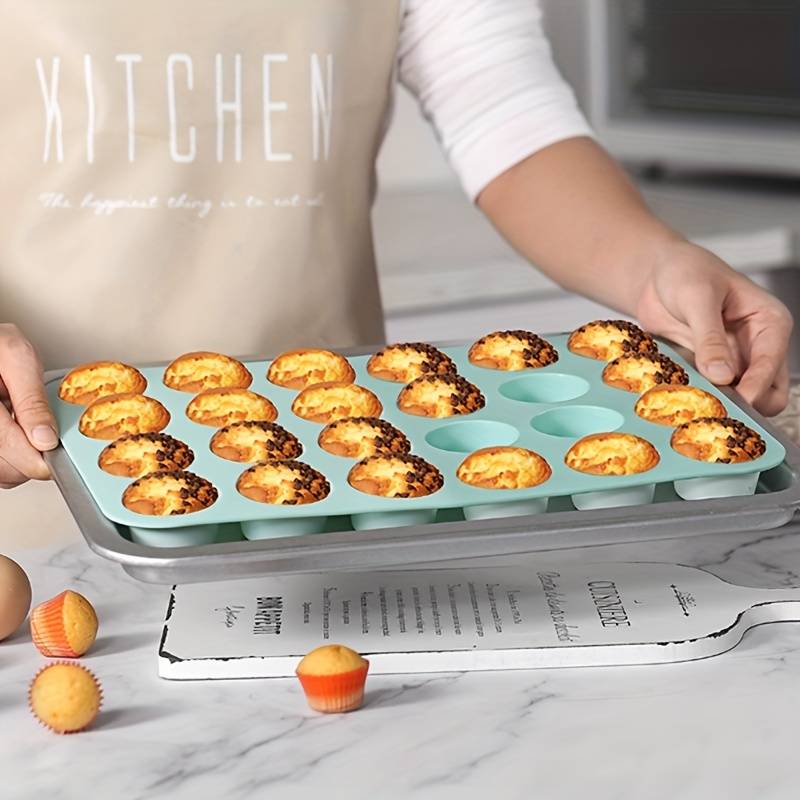 Suitable For Baking Molds Color Green