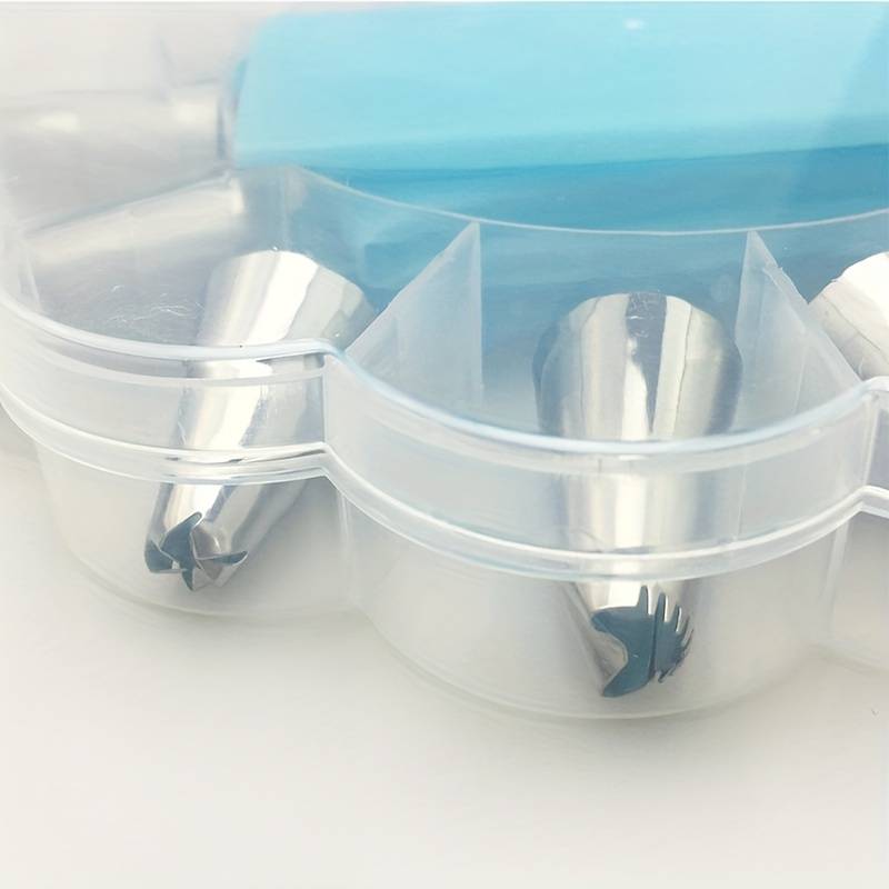 Professional Cake Decorating Head Color 14 Piece Flower Shaped Box Piping Tip  Orange