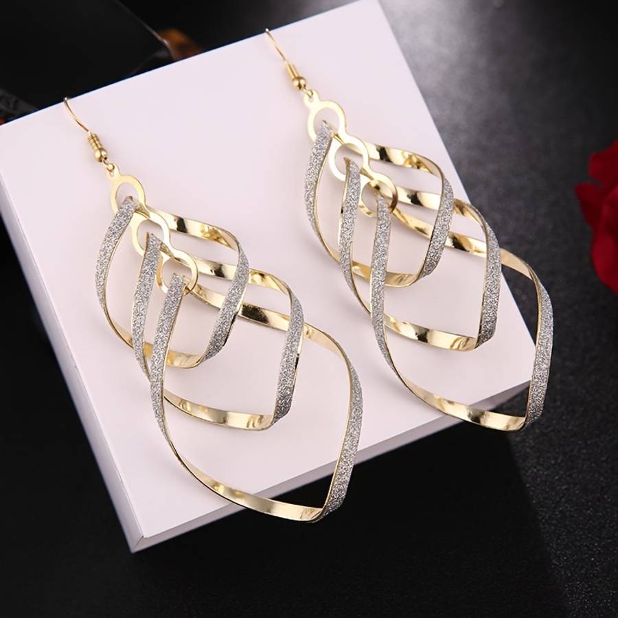 Women S Earrings Color Golden Size 10.92*3.58Cm