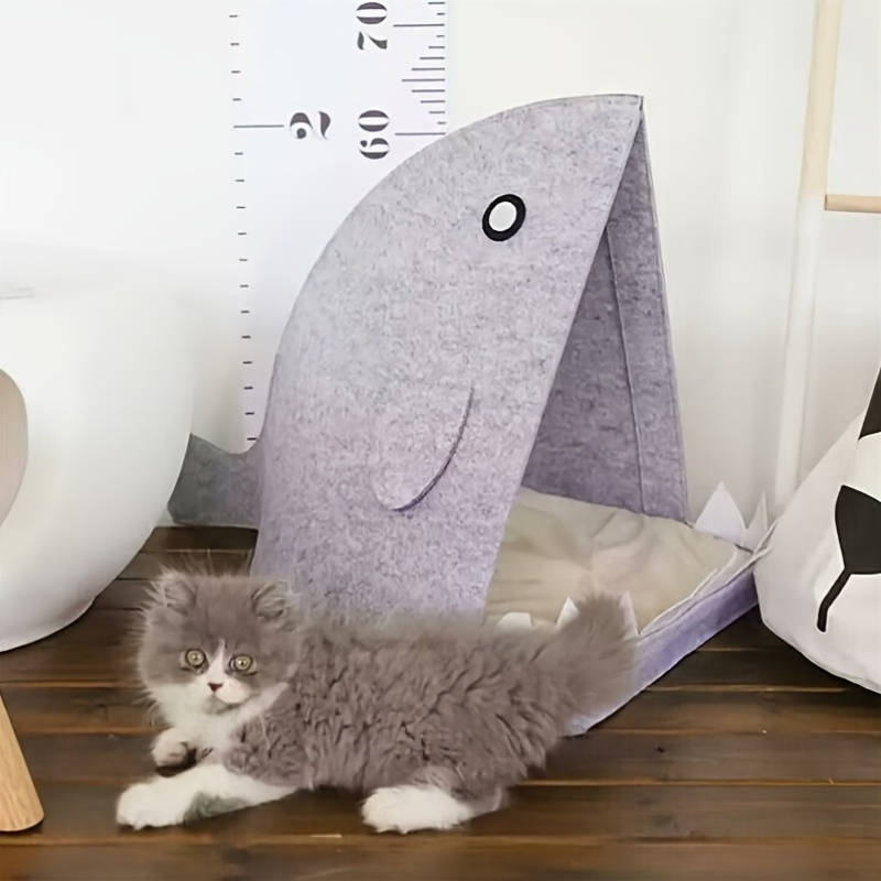 Pet supplies color grey