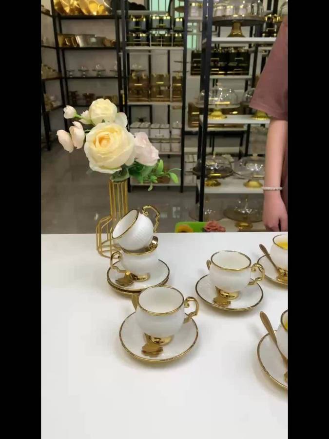 Water Cup Quantity 4 Cups   4 Saucers   Spoon