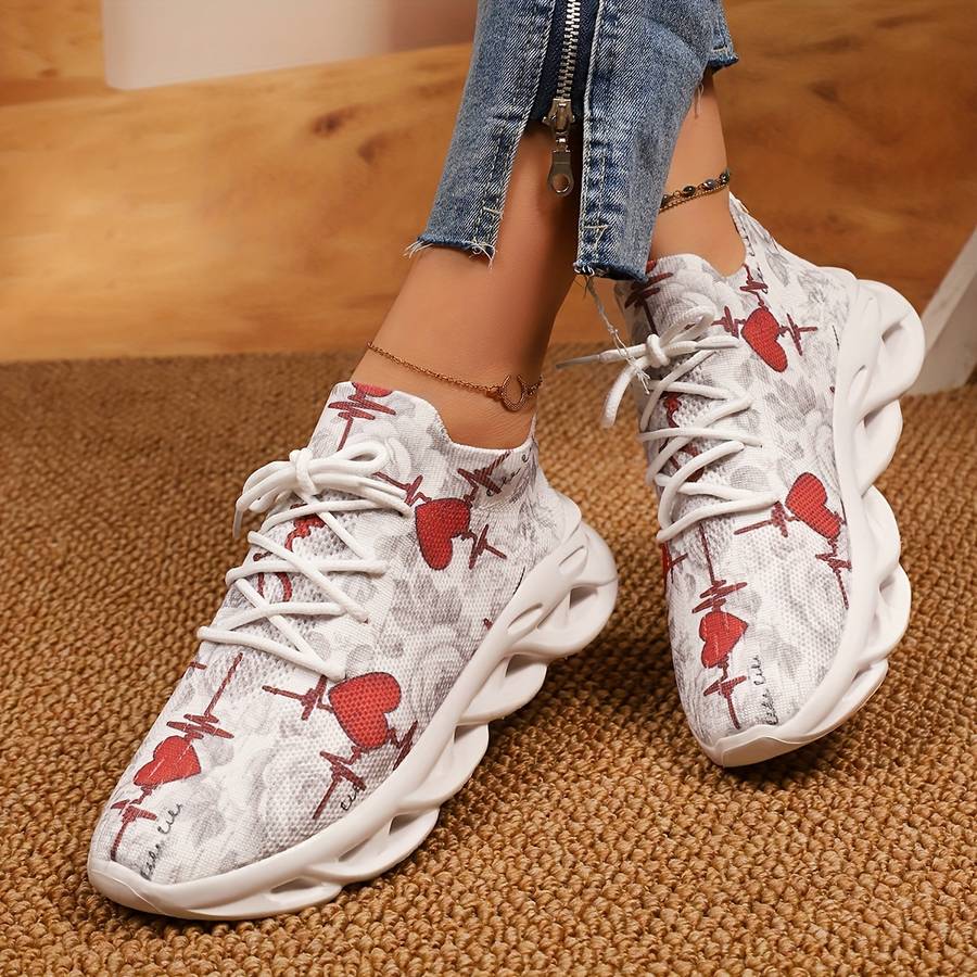 Women S Sneakers Color Red Heart Sizeuk 4