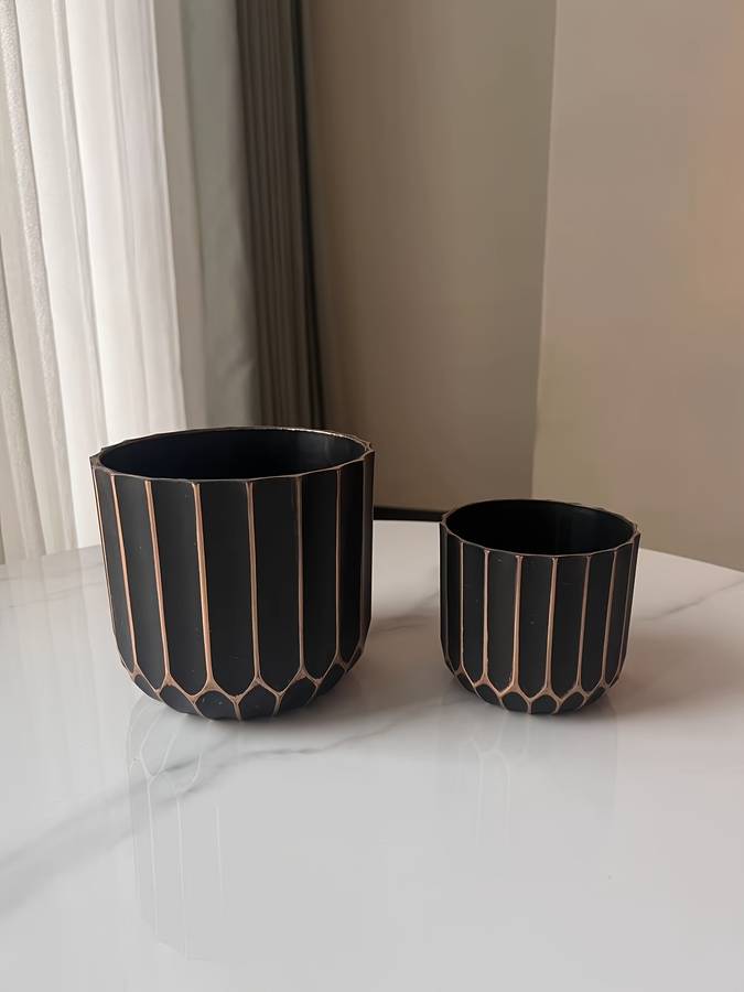 Flowerpot Color Black Brushed Golden Sizecaliber 10.5*Height 9.5Cm