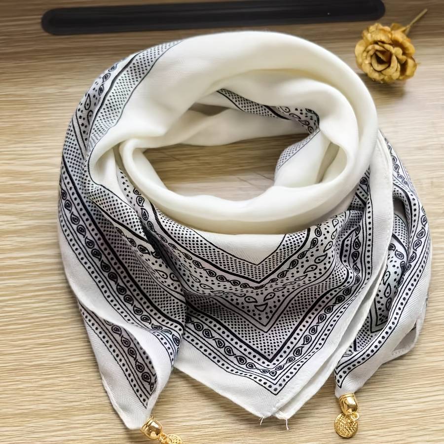 Exquisite Ergonomic Classic Elegant Square Scarf With Cashew Pattern Featuring