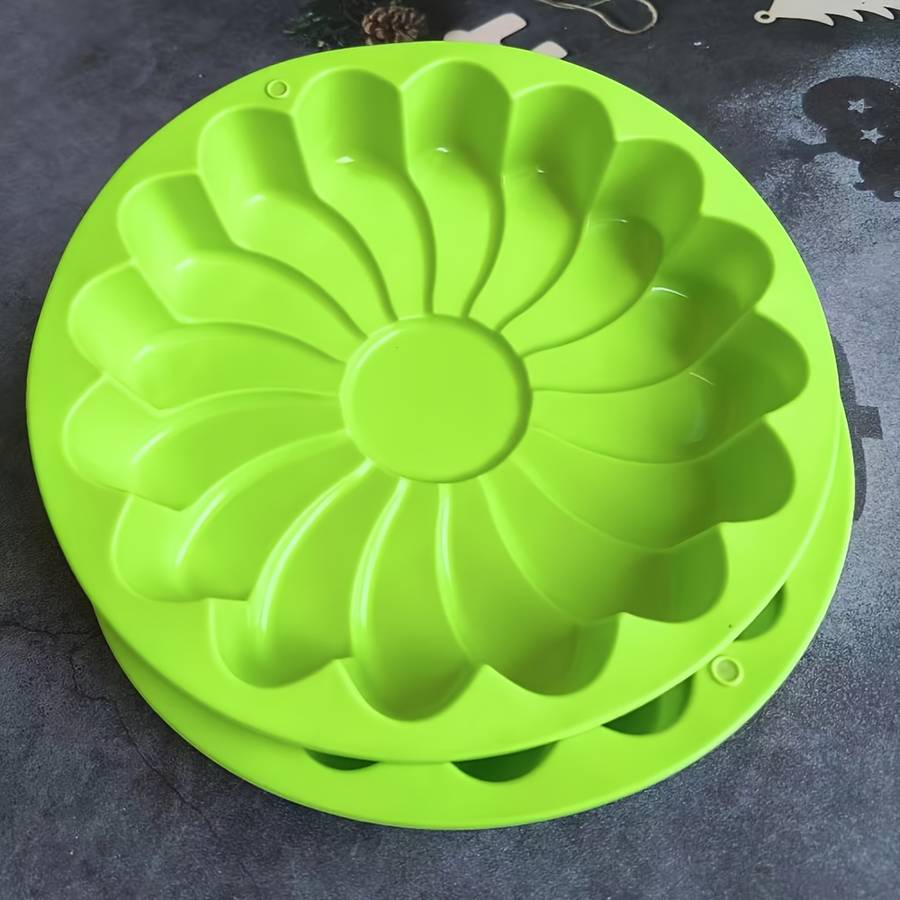 Suitable For Baking Molds Color Green Quantity 2Pcs