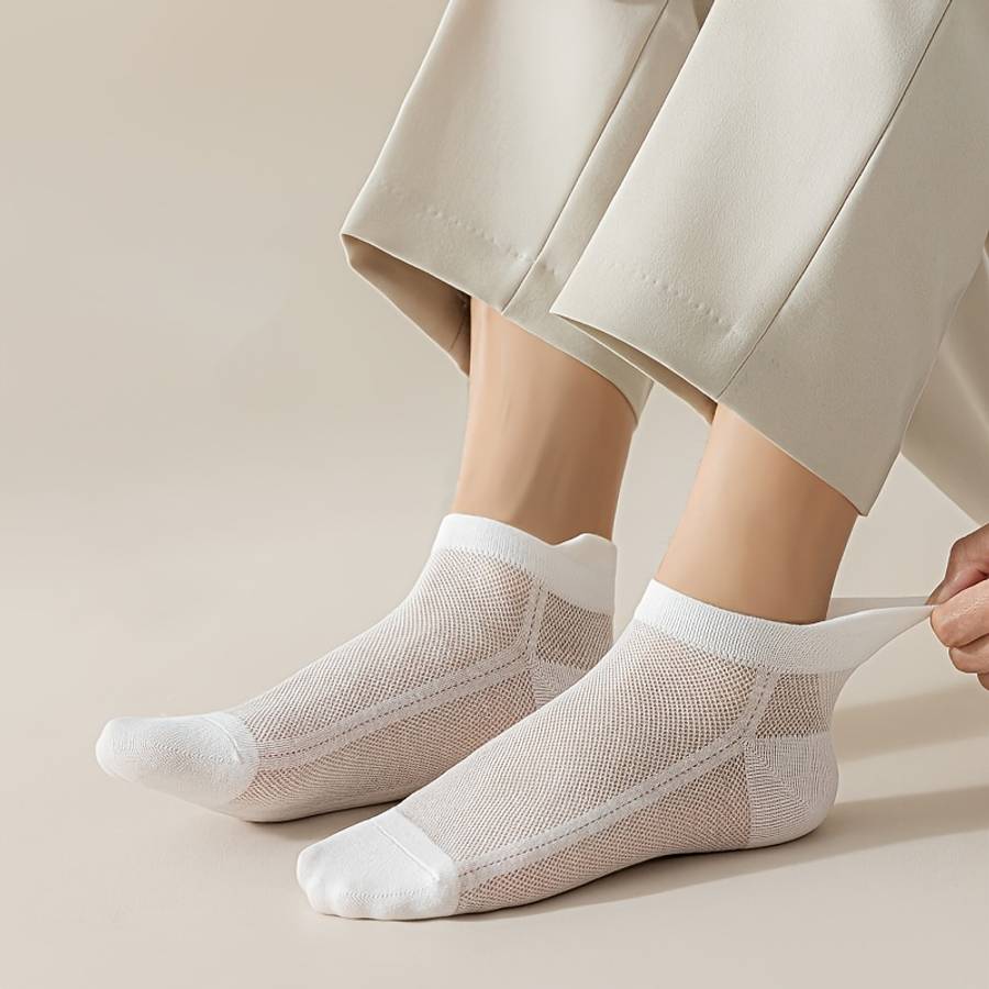Women S Socks Color 5 Pairs Of White 5Pack Size Onesize
