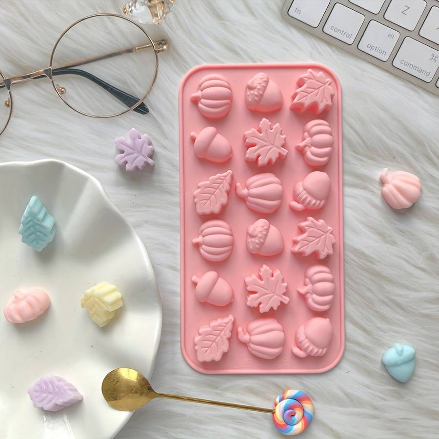 Suitable For Baking Molds Color Green