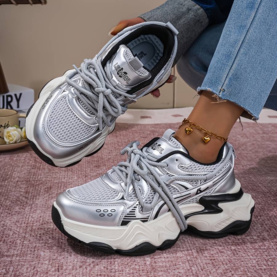 Women S Sneakers Color White And Black Sizeuk 3