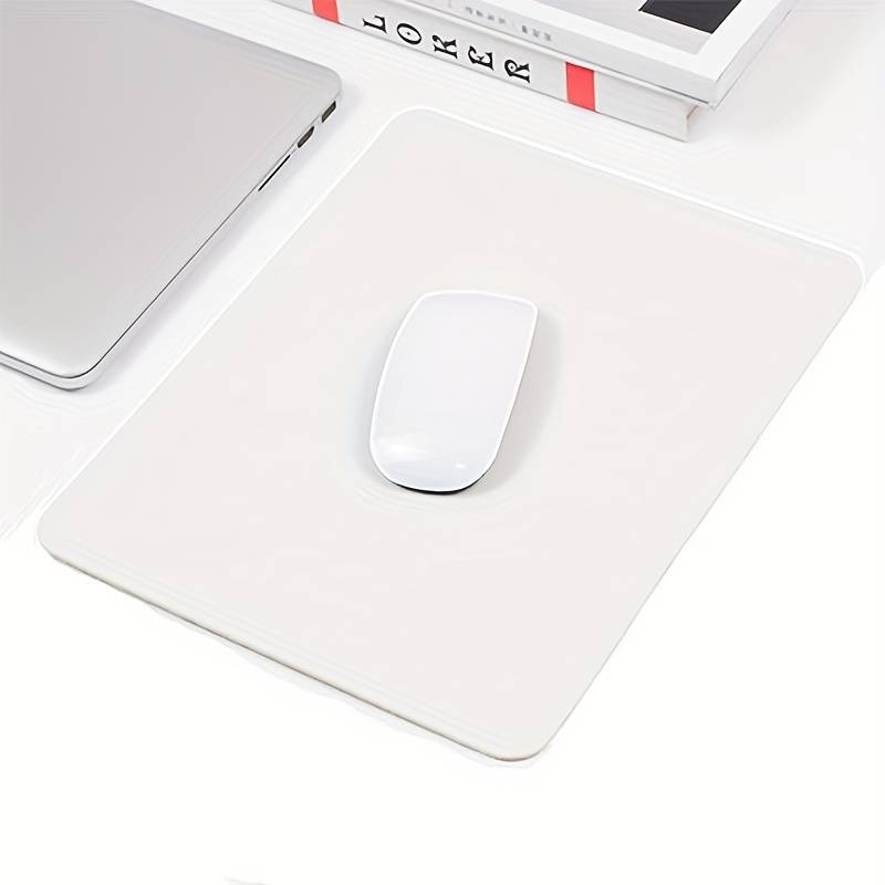 Mouse Pad Color White Size 21X26Cm