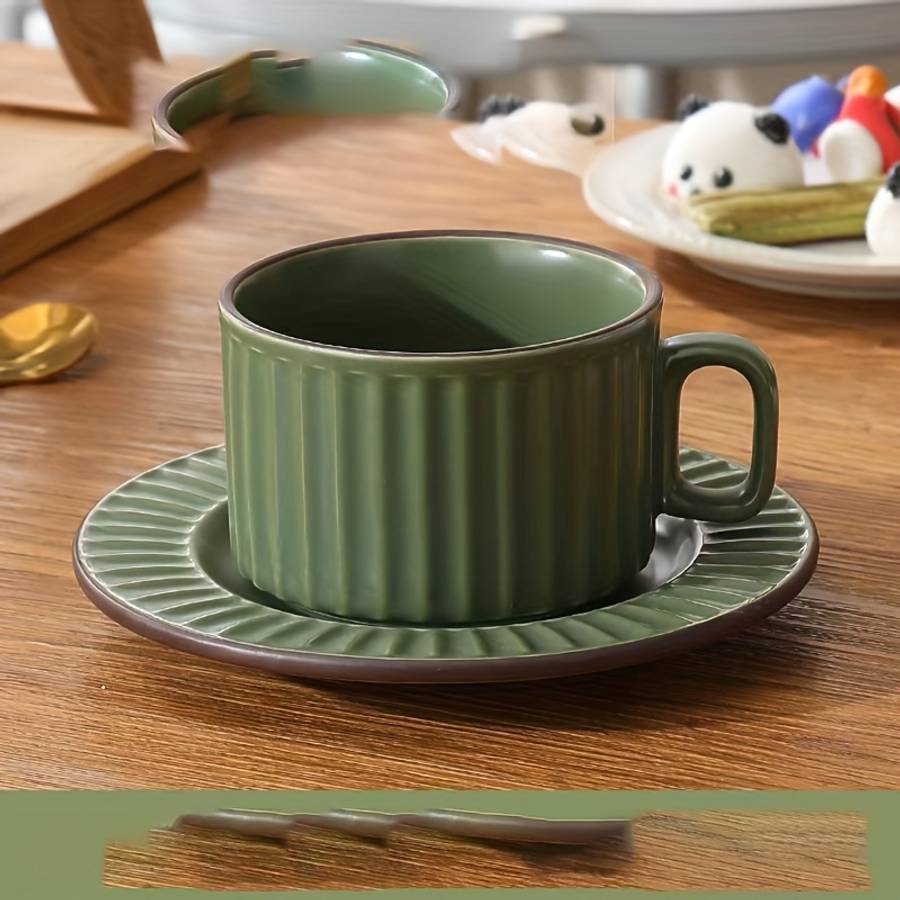 Water Cup Style Vintage