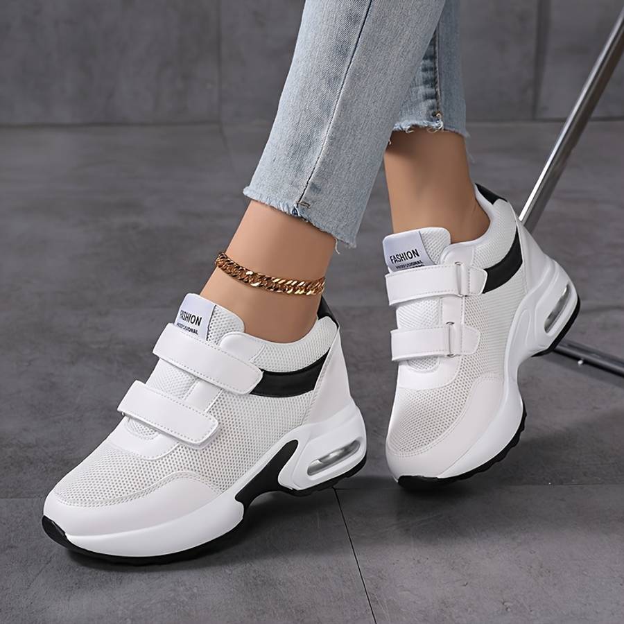 Women S Sneakers Color White Sizeuk 8