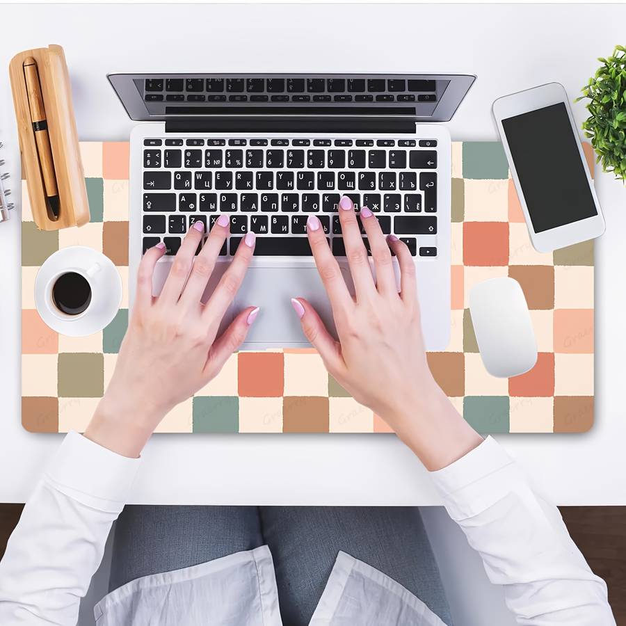 Mouse Pad Size 35.4In   X 15.7In
