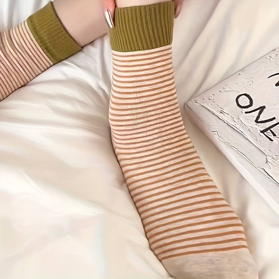Women S Socks Color 3 Pairs Of Random Colors Size Onesize