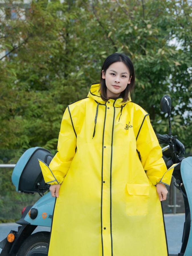 Raincoat Yellow Size L