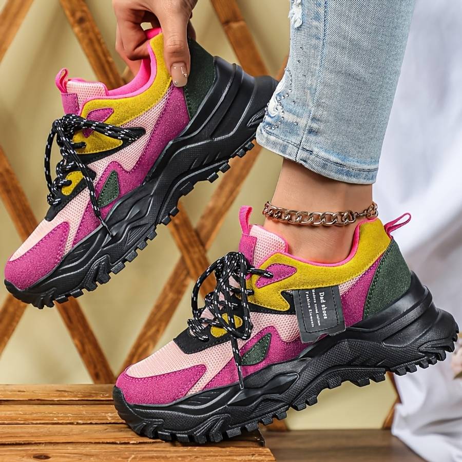 Sneakers Color Rose Pink With Black And Yellow Background Sizeuk 6